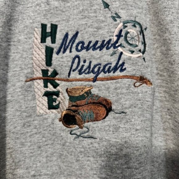 USED Woman's Gildan Long Sleeve Sweatshirt Hike Mount Pisgah Color Grey Size Med - Picture 2 of 2